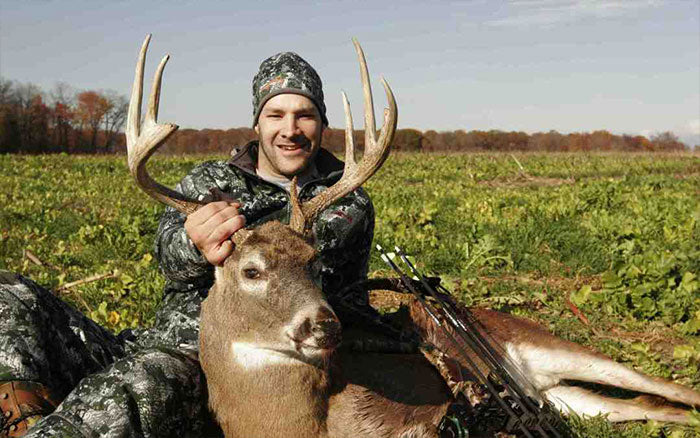 Reasons you should Bowhunt at Eye Level
